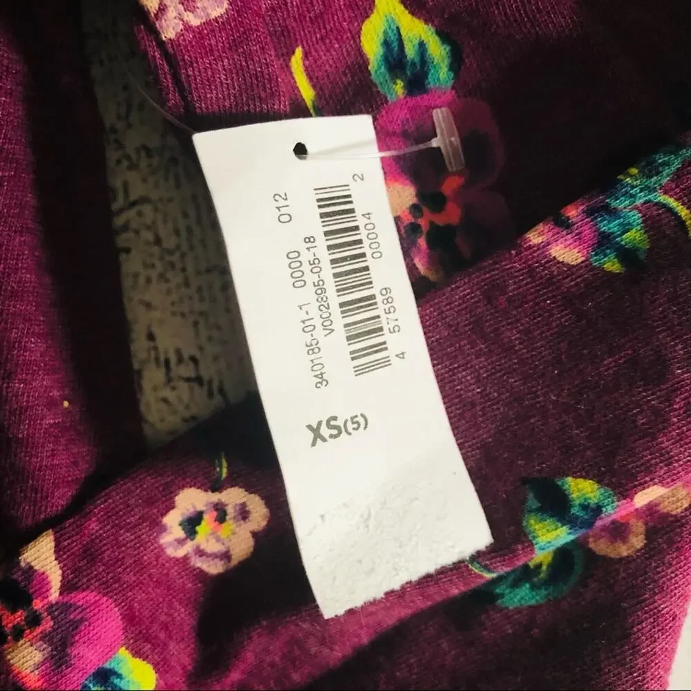 Old Navy Girl’s Maroon Floral Blouse Sz XS (5)